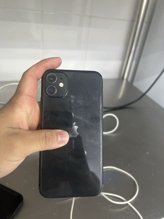 Iphone 11 черного цвета
