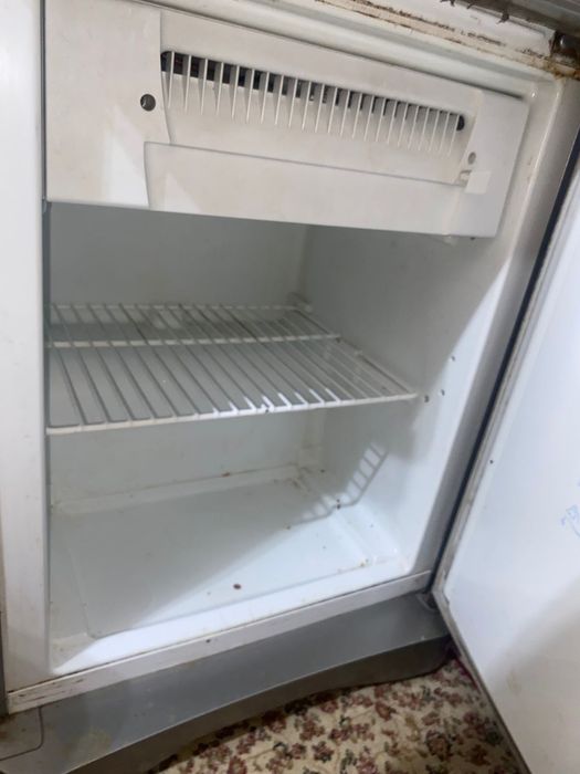 Продам холодильники