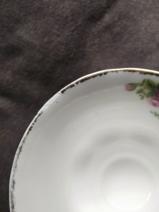 Винтажная чашка Royal Albert