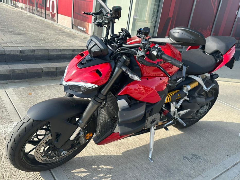 Vand Ducati Streetfighter V2