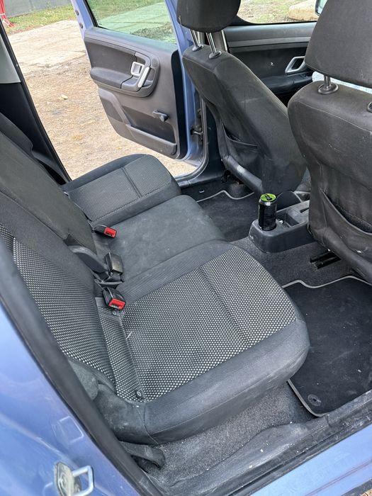 Dezmembrare skoda roomster