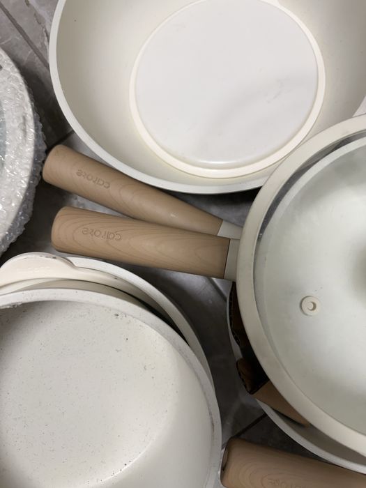 Carote комплек тенджери и тигани с капак нови