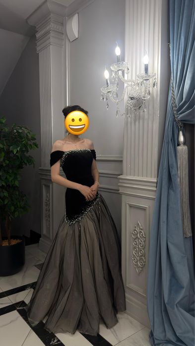 Продам платье вечернее.