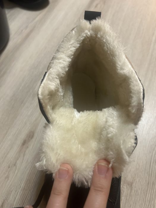 Женские зимние ботинки