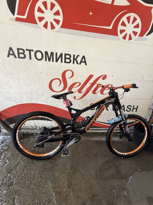 Nukeproof Pulse Pro DH Bike 2015 26’”  колело
