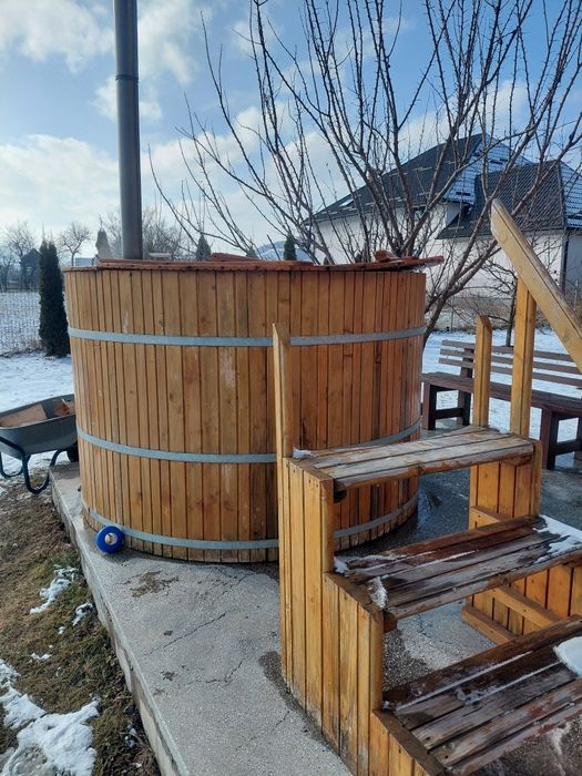 Ciubăr lemn 8 persoane