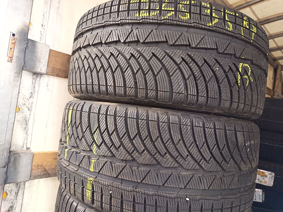 Anvelope MS 235 35 19 Michelin 2017 7.9-8mm
