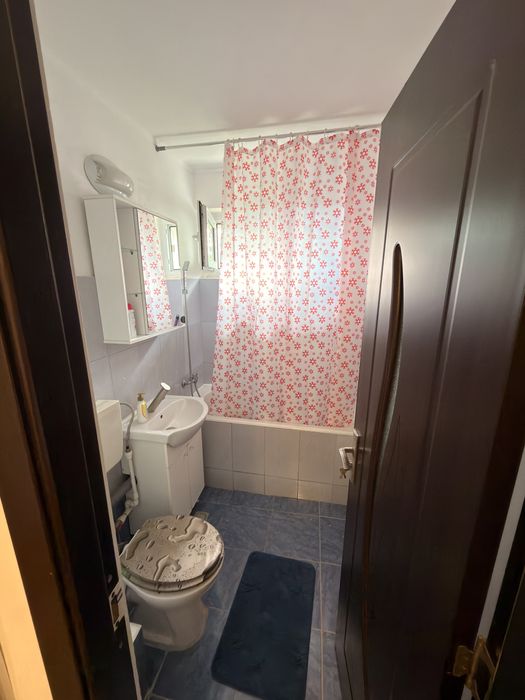 Apartament 2 camere semidecomandat