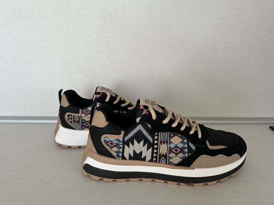 Мъжки сникърси   42 номер стелка 26,9см ЧИСТО НОВИ