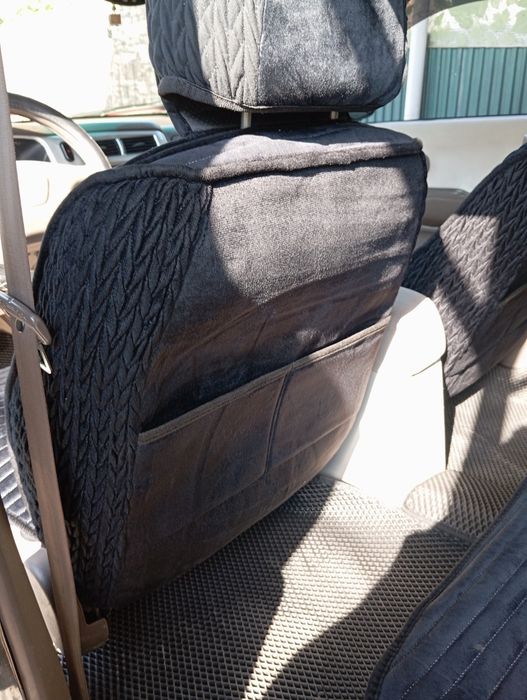 Продам чехлы на авто