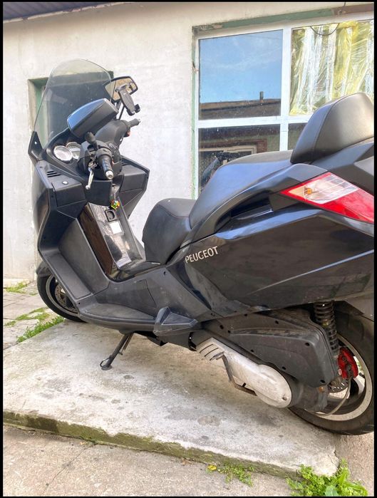 Peugeot Satelis 125cc – Întreținut! Acte la zi! Este recomandat  pentru cei care termină o școală moto și merg pe această cale în viață!