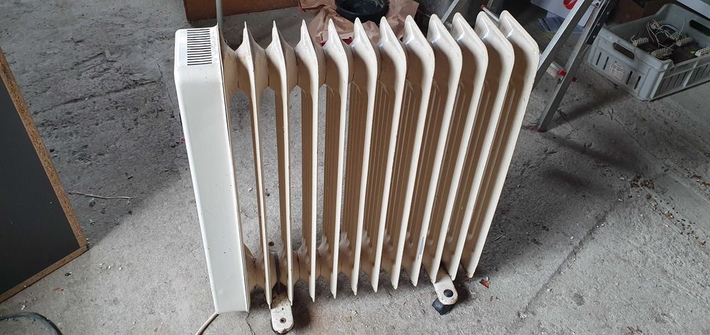 Продавам немски маслен радиатор Ротел / Rotel, 2000kW