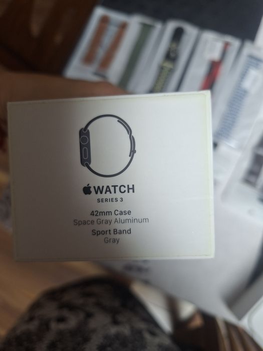 Часовник  Apple Watch Series 3