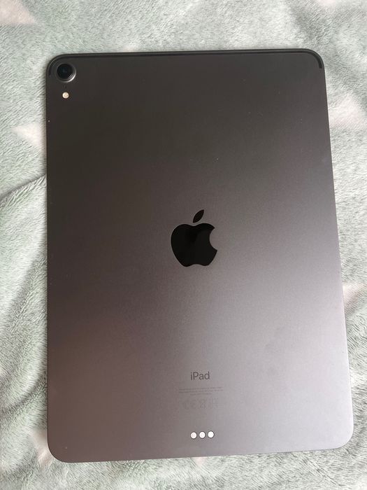 iPad Pro (11 inch) 64GB 1st gen