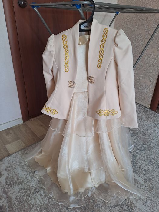 Вещи на девочку в очень хорошем состоянии