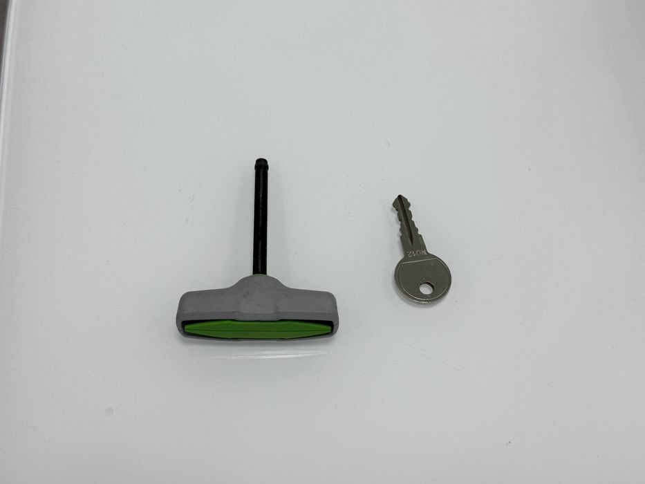 Thule WingBar Edge 118см греди и ски багажник