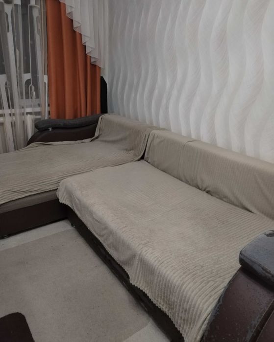 Продам диван угловой