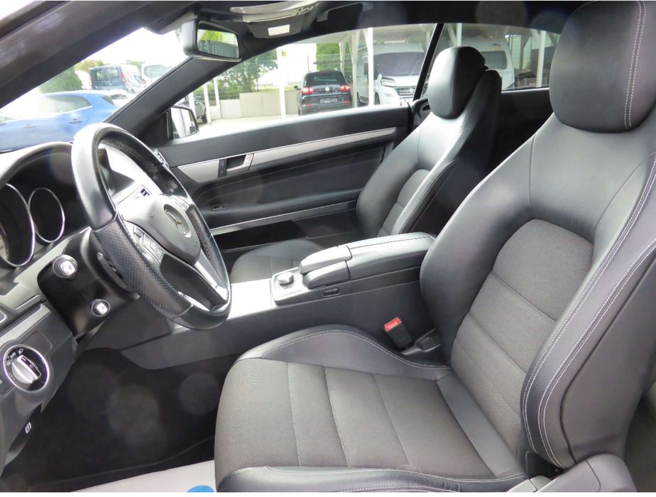 Mercedes e250 coupe , distronik , line asist 3 camere