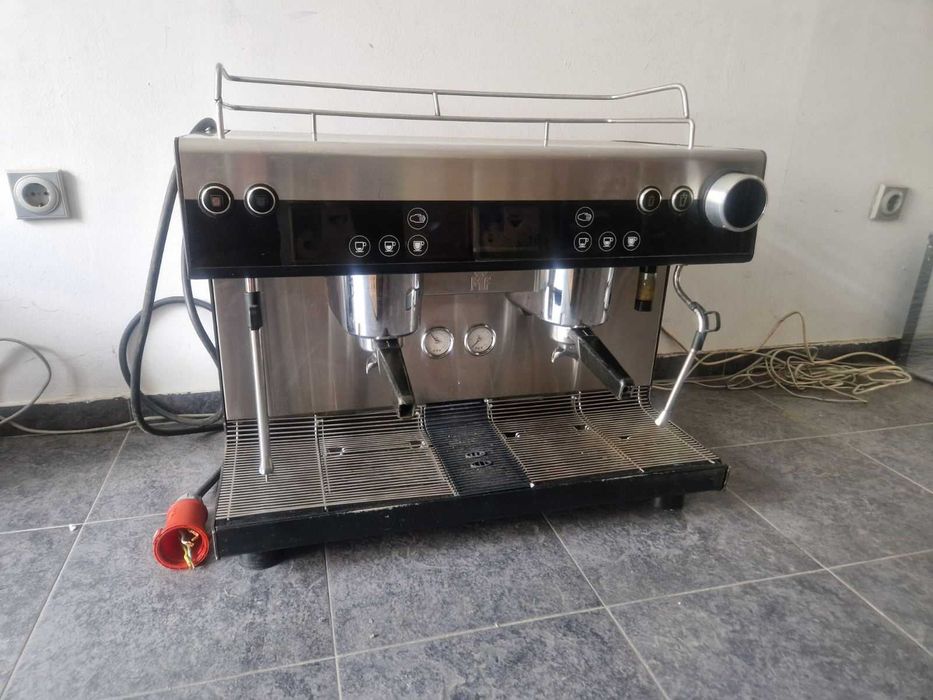 Кафемашина WMF Espresso 03.5500   с 2 ръкохватки