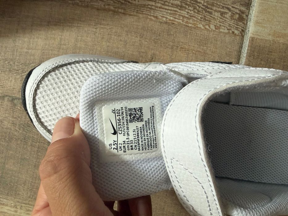 Оригинални детски маратонки Nike