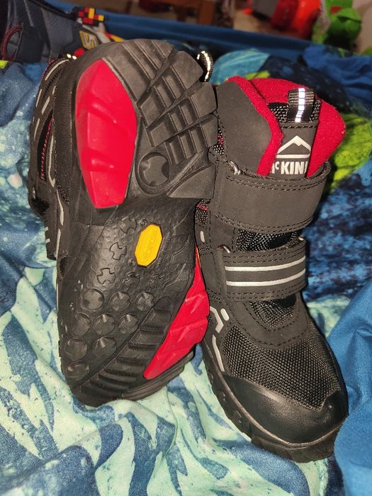 Ghete ca noi, impermeabile McKinley pentru copii. Marimea 28