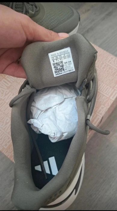 adidas AlphaResponse