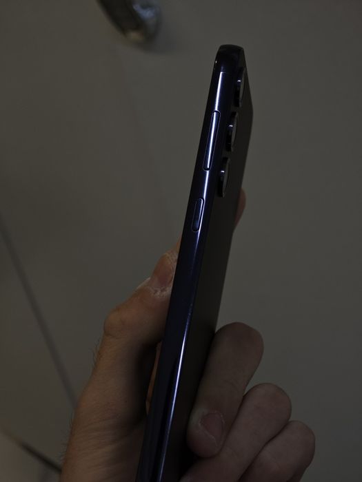 Samsung s23+ 256/8