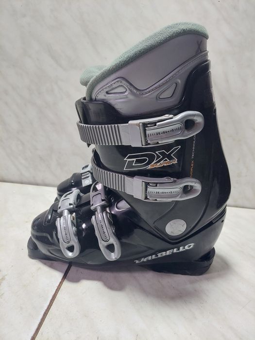 Clapari ski schi  Dalbello mondo  26  corespunde mărimii 40