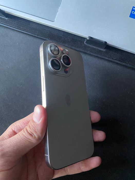 Iphone 15 pro titanium