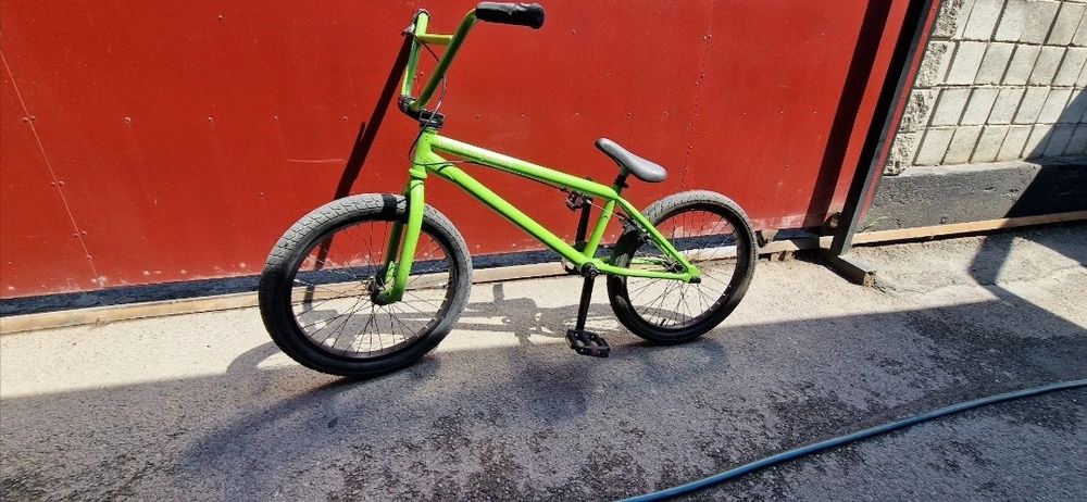 Трюковой велосипед от Sunday