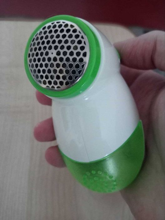 Машинка для снятия катышков с одежды MEGAMAG