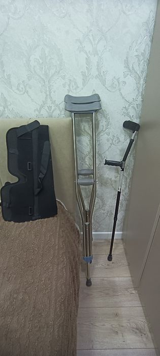 Продам костыли б/у