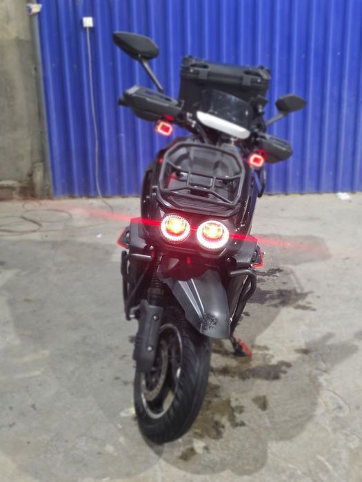 Електрон танк скутер