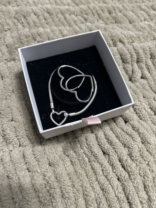 Продам Pandora браслет