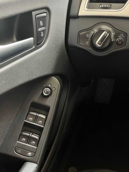 ауди а4 б8  2.0тди ксенон нави босе  кожа