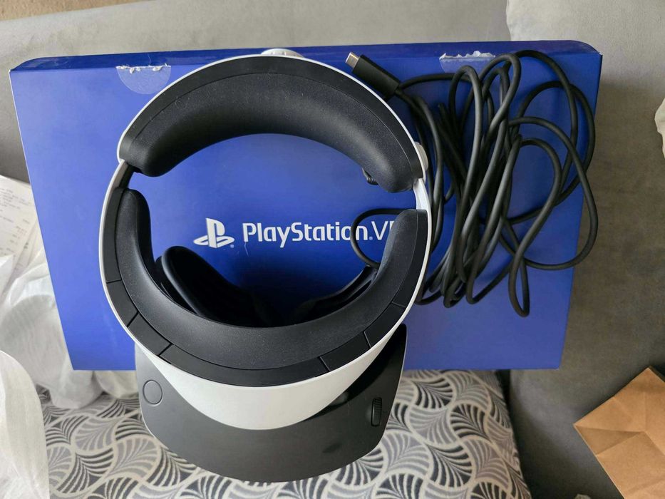 PlayStation VR2 комплект + Sense контролери + PC адаптер – като нов, 2 г. гаранция