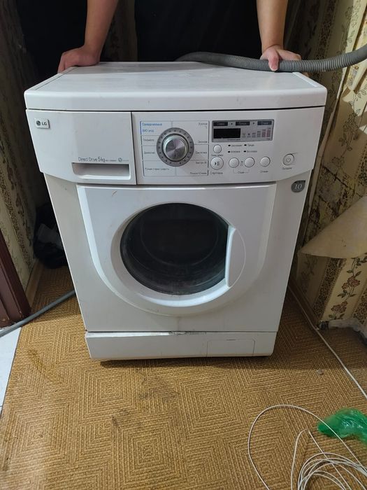 Продаю стиральную машинку. Не рабочая