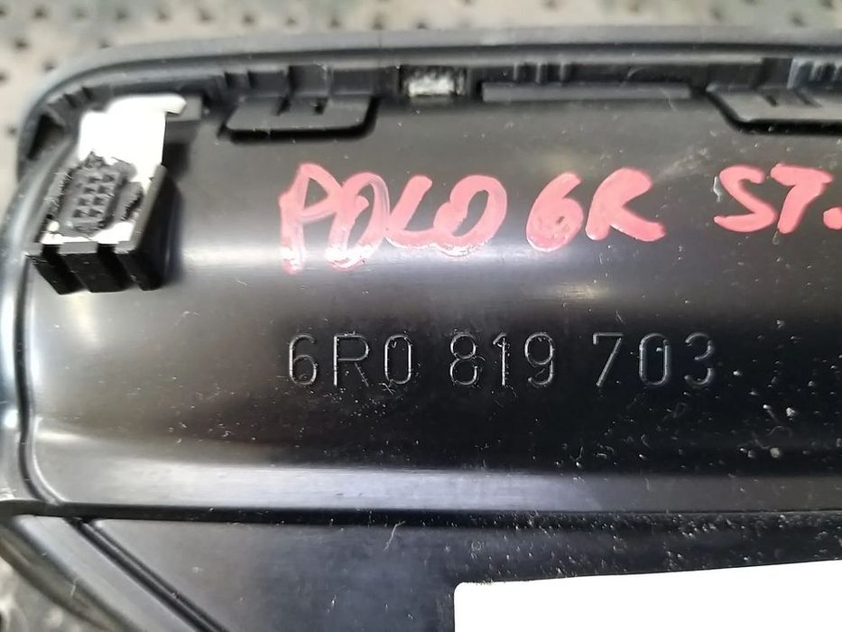 Grila ventilatie bord stanga vw polo 6r 6r0819703