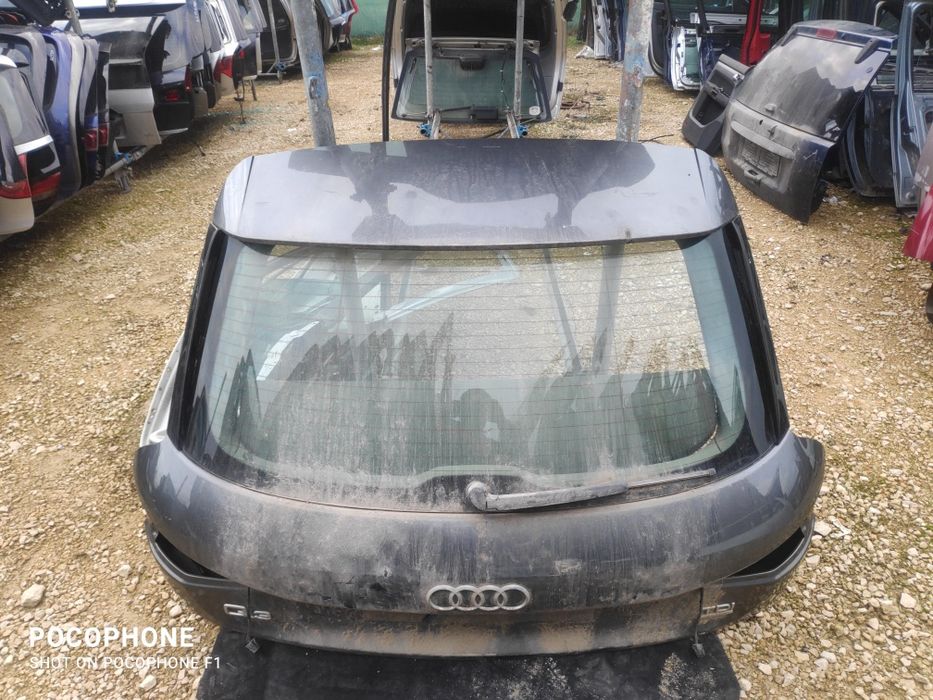 Врата багажник Audi Q3 / Ауди КЮ3 2012г