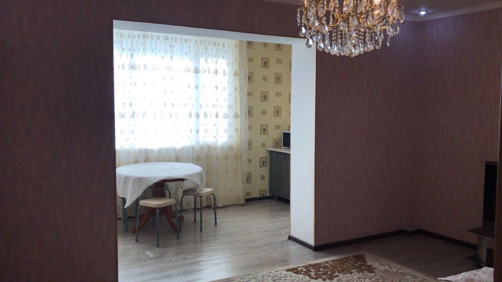 Сдам 3 км. квартиру, район Мега Центра