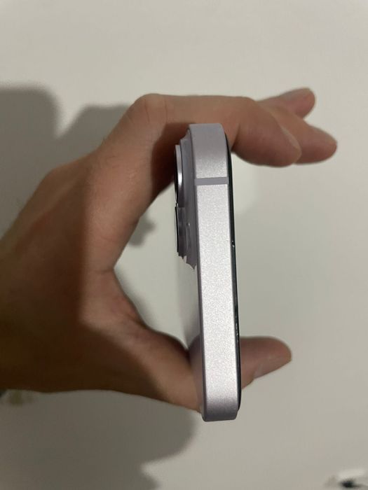 Продам iPhone айфон 14