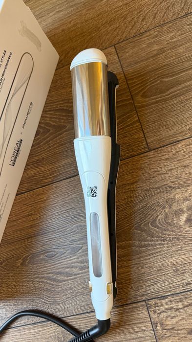 Продавам професионална преса за коса L’Oréal Steampod