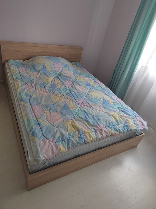 Спалня с матрак 140 на 200 дъб сонома