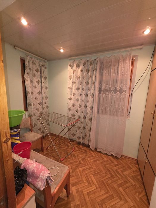 Чиланзар район Метро Мирзо Улугбек 3/3/4 Кирпич, Средний ремонт