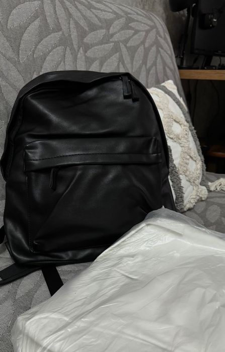 Продам рюкзаки кожаные , новые