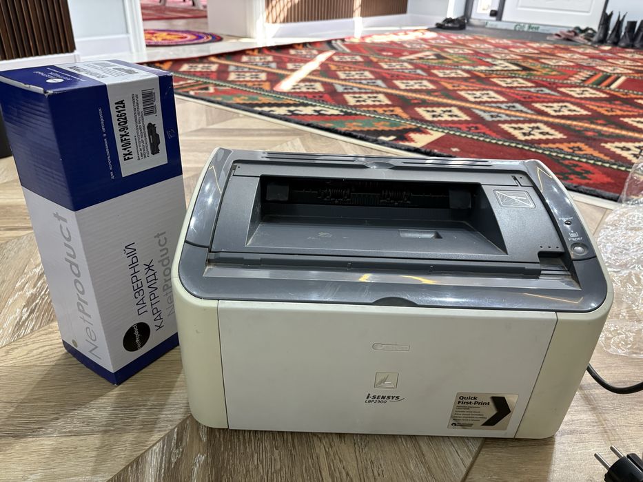 принтер чернобельый Canon