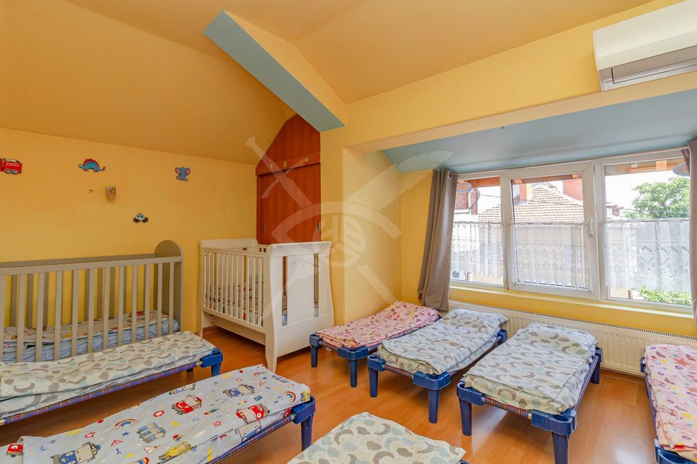 Продава се Къща в София, Левски - 450 кв.м за 1700 €/кв.м - Снимка #22