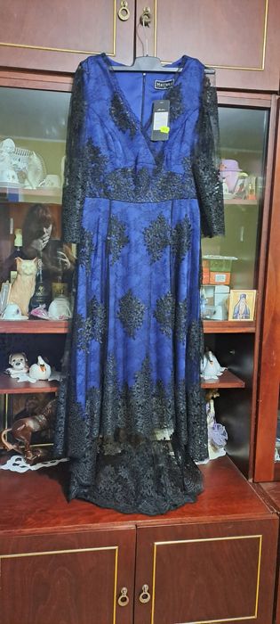 Rochie eleganta scurta în fata lunga în spate