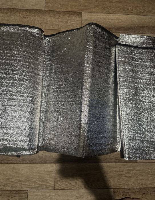 Коврик фольгинированный новый в поход