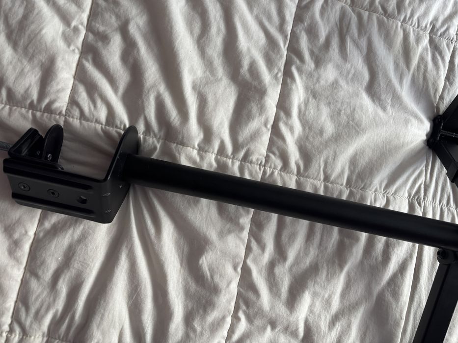 Set 2 monitoare de gaming HP OMEN 24” si suport de birou articulat